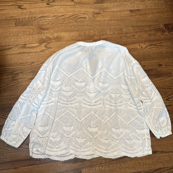Sundance White Eyelet Embroidered Blouse Size M Oversized Boxy - Picture 4 of 4